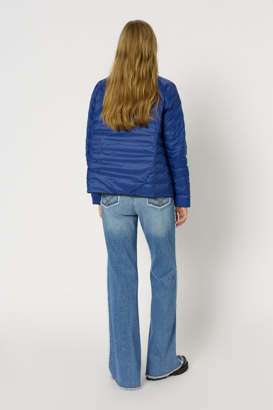 chaqueta corta reversible de plumas - solange