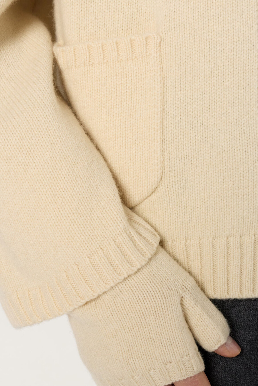 cárdigan de cachemira con cuello y guantes sin dedos - jadwige