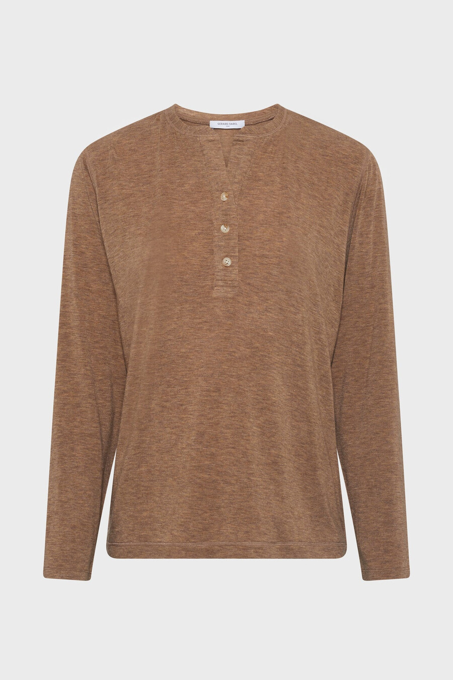 camiseta flameada con cuello tunecino - hugue